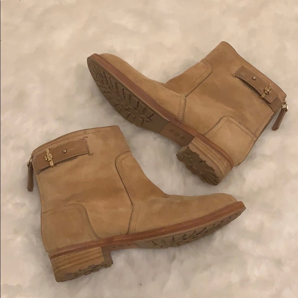 Authentic Tory Burch Chelsea Boots